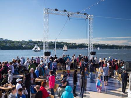 Terrasse Passager Fleuve Guidee Panorama 296 Pd